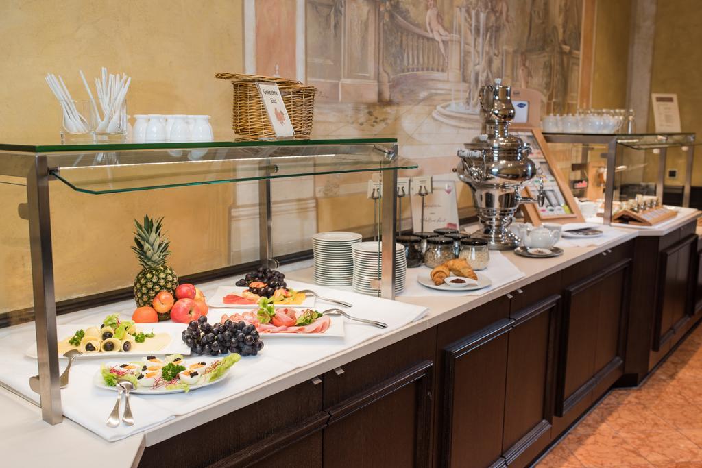 Hotel Goldener Loewe Meissen Ngoại thất bức ảnh