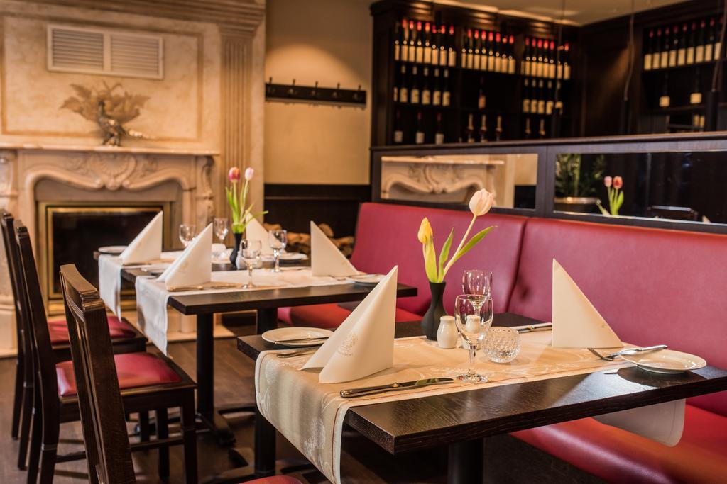 Hotel Goldener Loewe Meissen Ngoại thất bức ảnh
